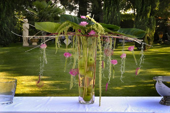 MB406 024 Décor de table du buffet - Murielle Bailet Fleuriste