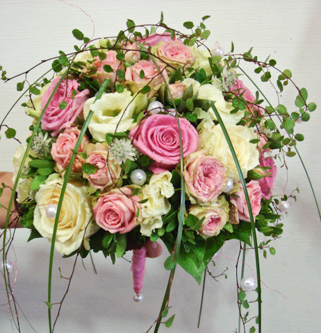 MB431 0004 Bouquet de mariée romantique - Murielle Bailet Fleuriste