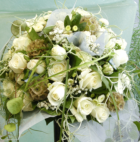 MB431 0019 Bouquet de mariée romantique blanc - Murielle Bailet Fleuriste